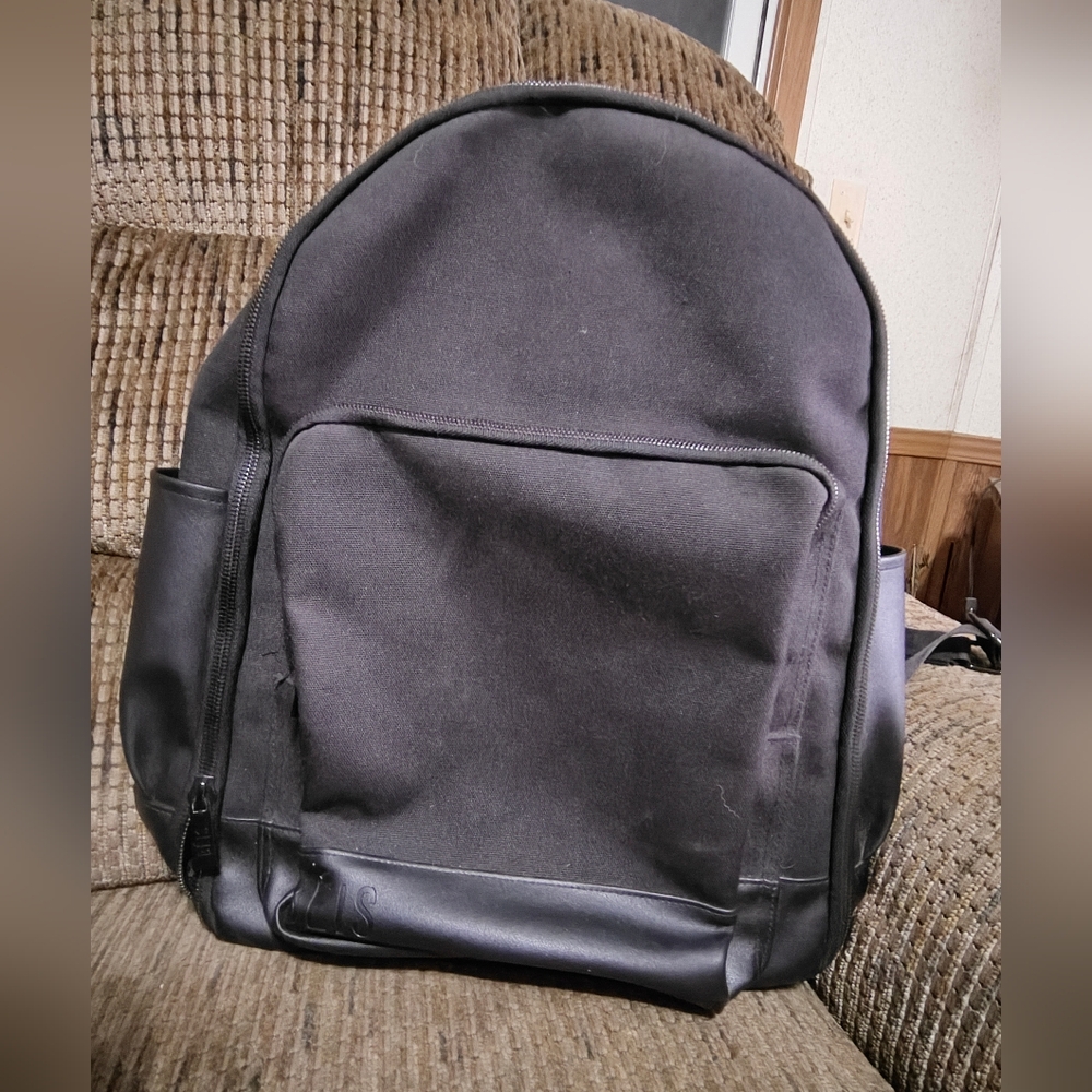 Beis The Backpack Carry On Laptop Bag Black 13x19x5" Clean